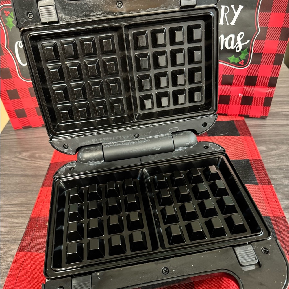 BLACK+DECKER 3-in-1 Waffle Iron